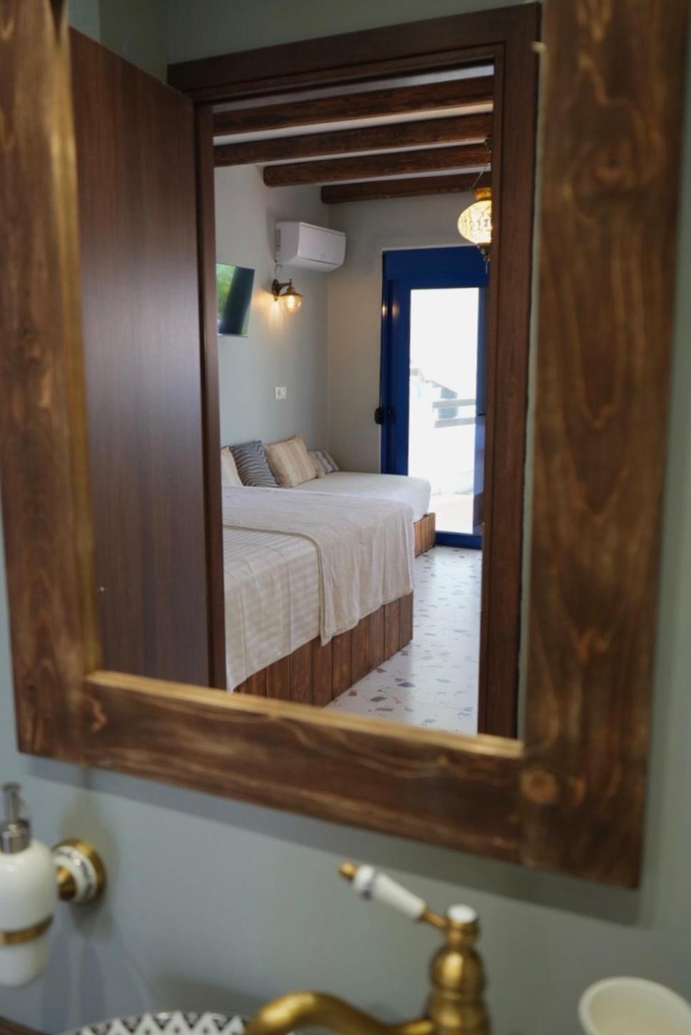 George Suites Stegna Archangelos  Extérieur photo