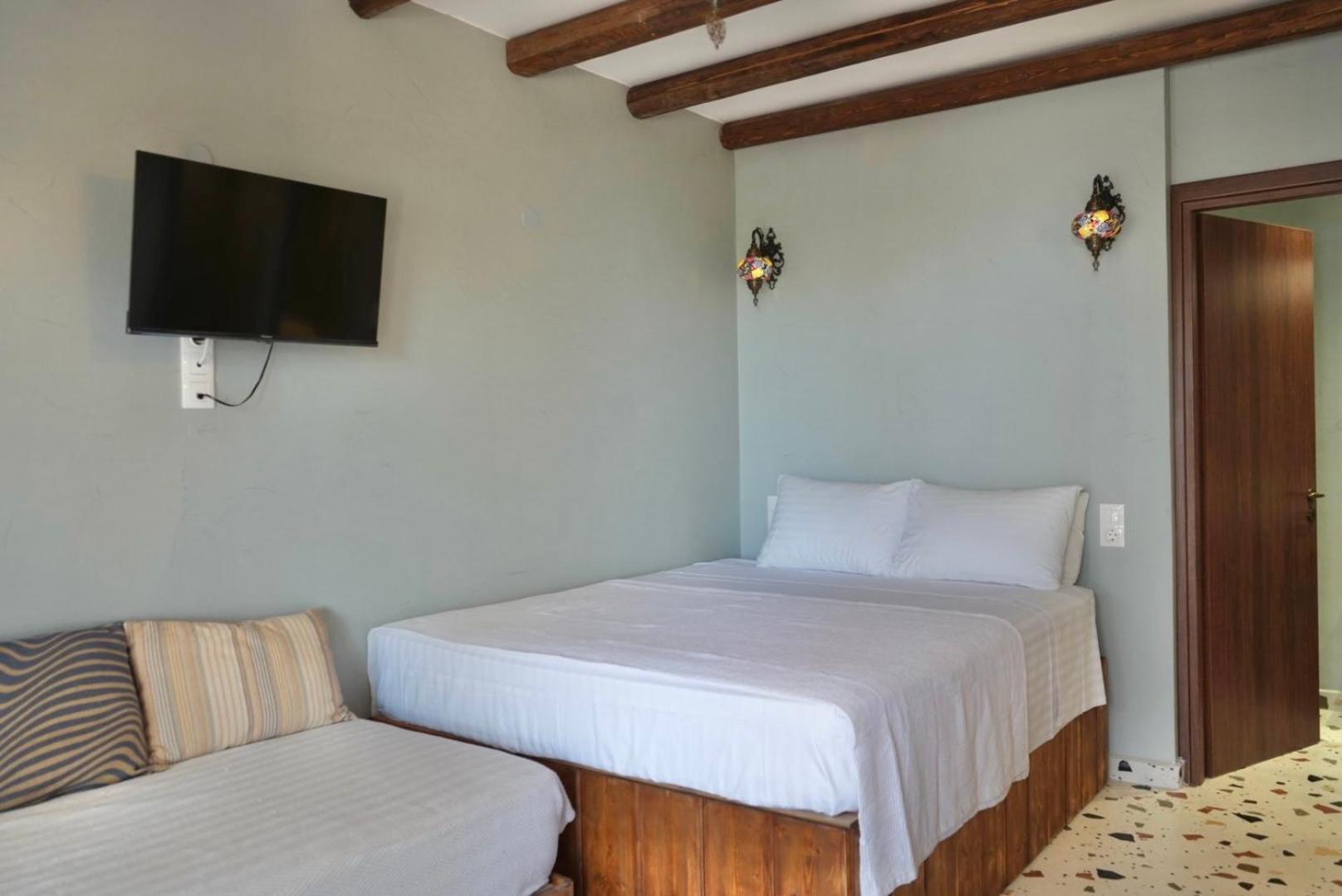 George Suites Stegna Archangelos  Extérieur photo